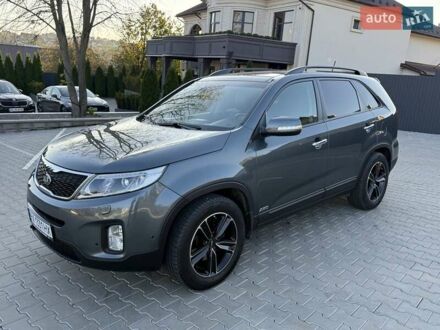 Кіа Соренто 2013 у Чернівцях на Automoto.ua Сірий Кіа Соренто, об'ємом двигуна 2.2 л та пробігом 216 тис. км за 15800 $, фото 1 на Automoto.ua