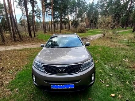 Серый Киа Соренто, объемом двигателя 24 л и пробегом 304 тыс. км за 14300 $, фото 1 на Automoto.ua