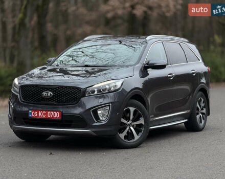 Сірий Кіа Соренто, об'ємом двигуна 2 л та пробігом 238 тис. км за 17550 $, фото 1 на Automoto.ua