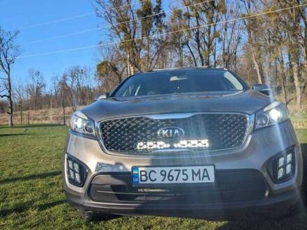 Кіа Соренто 2015 у Львові на Automoto.ua Сірий Кіа Соренто, об'ємом двигуна 3.34 л та пробігом 186 тис. км за 17300 $, фото 1 на Automoto.ua