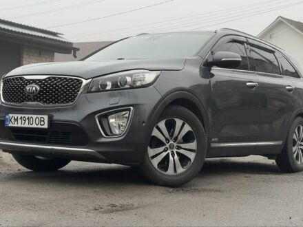 Серый Киа Соренто, объемом двигателя 2.2 л и пробегом 214 тыс. км за 19200 $, фото 1 на Automoto.ua