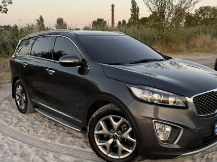 Киа Соренто 2015 в Николаеве на Automoto.ua Серый Киа Соренто, объемом двигателя 2 л и пробегом 145 тыс. км за 20500 $, фото 1 на Automoto.ua