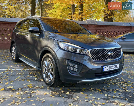 Серый Киа Соренто, объемом двигателя 2.2 л и пробегом 180 тыс. км за 25000 $, фото 1 на Automoto.ua