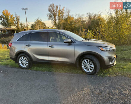 Серый Киа Соренто, объемом двигателя 2.4 л и пробегом 125 тыс. км за 14900 $, фото 1 на Automoto.ua