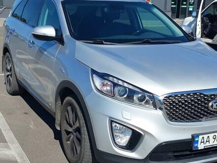 Киа Соренто 2016 в Киеве на Automoto.ua Серый Киа Соренто, объемом двигателя 2.2 л и пробегом 201 тыс. км за 21000 $, фото 1 на Automoto.ua
