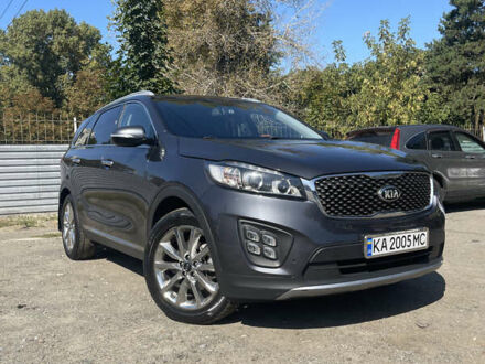 Киа Соренто 2016 в Киеве на Automoto.ua Серый Киа Соренто, объемом двигателя 2 л и пробегом 201 тыс. км за 22500 $, фото 1 на Automoto.ua