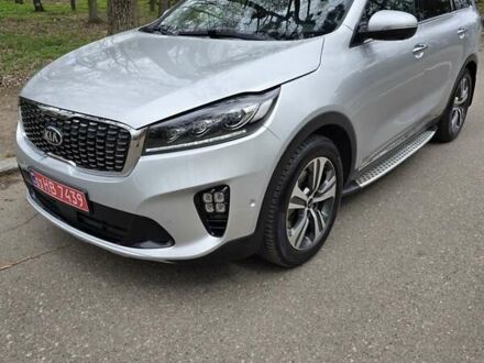 Киа Соренто 2017 в Черновцах на Automoto.ua Серый Киа Соренто, объемом двигателя 2.2 л и пробегом 203 тыс. км за 24500 $, фото 1 на Automoto.ua
