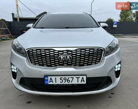 Киа Соренто 2017 в Василькове на Automoto.ua Серый Киа Соренто, объемом двигателя 2.2 л и пробегом 194 тыс. км за 23000 $, фото 1 на Automoto.ua