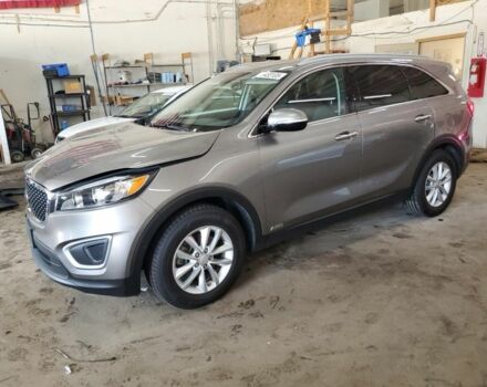 Сірий Кіа Соренто, об'ємом двигуна 2.4 л та пробігом 200 тис. км за 10600 $, фото 1 на Automoto.ua