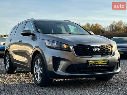 Сірий Кіа Соренто, об'ємом двигуна 2.36 л та пробігом 105 тис. км за 17500 $, фото 1 на Automoto.ua