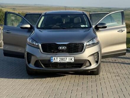Киа Соренто 2018 в Городенке на Automoto.ua Серый Киа Соренто, объемом двигателя 2.4 л и пробегом 108 тыс. км за 17777 $, фото 1 на Automoto.ua