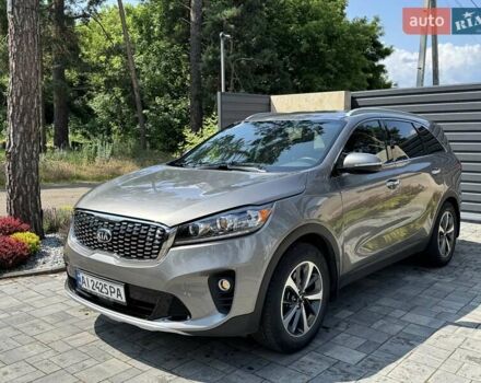 Киа Соренто 2018 в Буче на Automoto.ua Серый Киа Соренто, объемом двигателя 3.34 л и пробегом 75 тыс. км за 21500 $, фото 1 на Automoto.ua