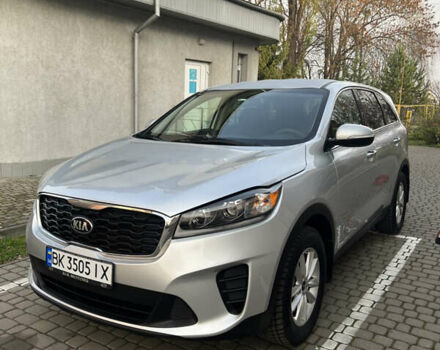 Серый Киа Соренто, объемом двигателя 2.36 л и пробегом 117 тыс. км за 16900 $, фото 1 на Automoto.ua