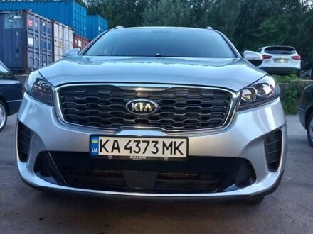 Киа Соренто 2019 в Киеве на Automoto.ua Серый Киа Соренто, объемом двигателя 2.36 л и пробегом 200 тыс. км за 18899 $, фото 1 на Automoto.ua