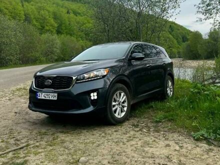 Киа Соренто 2019 в Рожнятове на Automoto.ua Серый Киа Соренто, объемом двигателя 2.4 л и пробегом 9 тыс. км за 19600 $, фото 1 на Automoto.ua