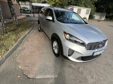 Киа Соренто 2019 в Киеве на Automoto.ua Серый Киа Соренто, объемом двигателя 2.36 л и пробегом 201 тыс. км за 15300 $, фото 1 на Automoto.ua
