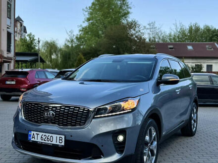 Киа Соренто 2020 в Коломые на Automoto.ua Серый Киа Соренто, объемом двигателя 2.4 л и пробегом 45 тыс. км за 20000 $, фото 1 на Automoto.ua