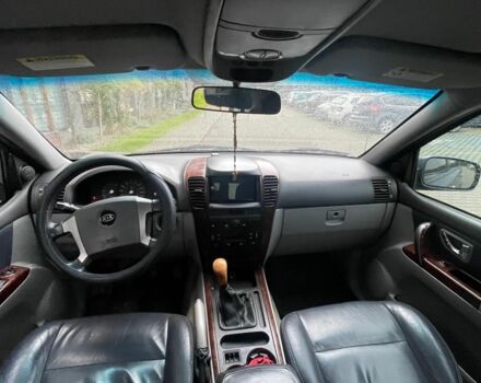 Киа Соренто 2004 в Яворове на Automoto.ua Синий Киа Соренто, объемом двигателя 2.5 л и пробегом 290 тыс. км за 3621 $, фото 4 на Automoto.ua