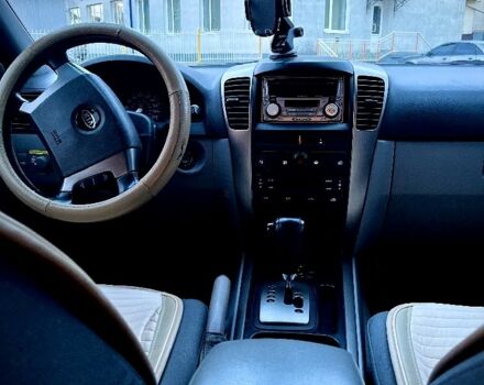 Синий Киа Соренто, объемом двигателя 2.5 л и пробегом 230 тыс. км за 5300 $, фото 12 на Automoto.ua