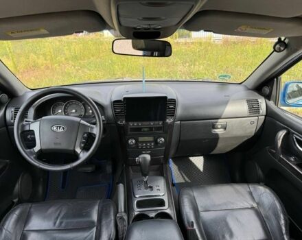 Синій Кіа Соренто, об'ємом двигуна 2.5 л та пробігом 317 тис. км за 6500 $, фото 9 на Automoto.ua