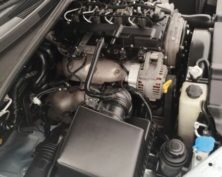 Синий Киа Соренто, объемом двигателя 2.5 л и пробегом 262 тыс. км за 4000 $, фото 14 на Automoto.ua