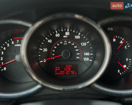 Синий Киа Соренто, объемом двигателя 2.36 л и пробегом 324 тыс. км за 9500 $, фото 25 на Automoto.ua