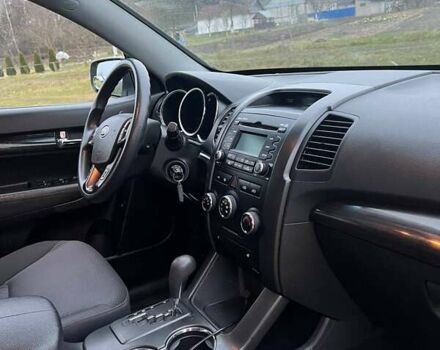 Синій Кіа Соренто, об'ємом двигуна 2.4 л та пробігом 212 тис. км за 9300 $, фото 8 на Automoto.ua