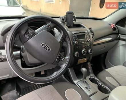 Синий Киа Соренто, объемом двигателя 2.4 л и пробегом 168 тыс. км за 10800 $, фото 2 на Automoto.ua