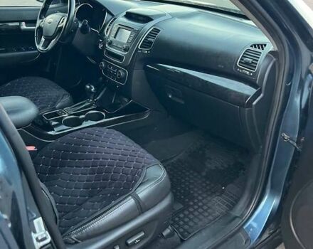 Синий Киа Соренто, объемом двигателя 3.34 л и пробегом 143 тыс. км за 13000 $, фото 5 на Automoto.ua