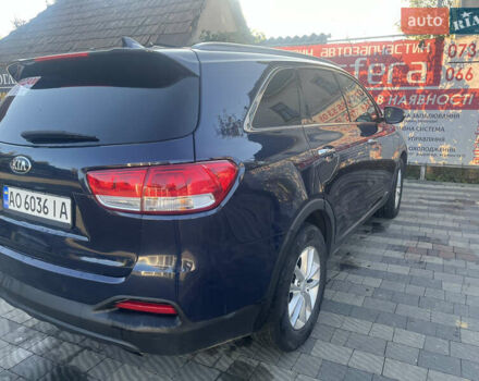 Киа Соренто 2015 в Сваляве на Automoto.ua Синий Киа Соренто, объемом двигателя 2.36 л и пробегом 188 тыс. км за 15400 $, фото 6 на Automoto.ua