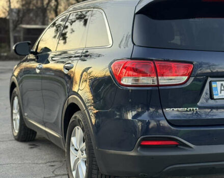 Синий Киа Соренто, объемом двигателя 2.36 л и пробегом 240 тыс. км за 13900 $, фото 11 на Automoto.ua