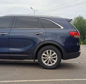Синий Киа Соренто, объемом двигателя 2.36 л и пробегом 205 тыс. км за 17250 $, фото 26 на Automoto.ua