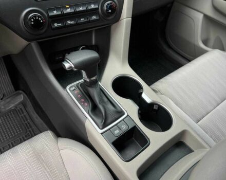 Синий Киа Соренто, объемом двигателя 2.4 л и пробегом 130 тыс. км за 12500 $, фото 20 на Automoto.ua