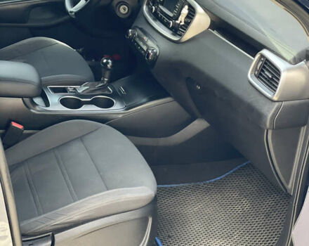 Синий Киа Соренто, объемом двигателя 3.34 л и пробегом 125 тыс. км за 16900 $, фото 7 на Automoto.ua