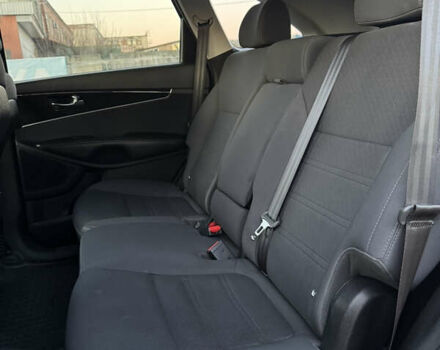 Синий Киа Соренто, объемом двигателя 2.36 л и пробегом 240 тыс. км за 13900 $, фото 26 на Automoto.ua