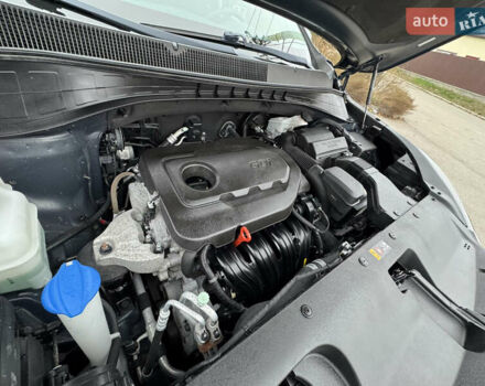 Киа Соренто 2017 в Киеве на Automoto.ua Синий Киа Соренто, объемом двигателя 2.4 л и пробегом 100 тыс. км за 15700 $, фото 57 на Automoto.ua