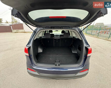 Киа Соренто 2017 в Киеве на Automoto.ua Синий Киа Соренто, объемом двигателя 2.4 л и пробегом 100 тыс. км за 15700 $, фото 39 на Automoto.ua