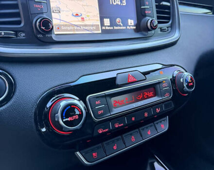 Синий Киа Соренто, объемом двигателя 2 л и пробегом 207 тыс. км за 22800 $, фото 25 на Automoto.ua