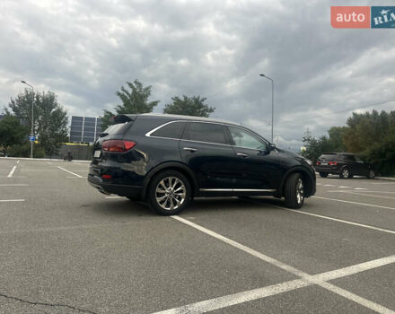 Синий Киа Соренто, объемом двигателя 2.2 л и пробегом 145 тыс. км за 25000 $, фото 3 на Automoto.ua