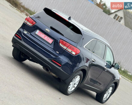 Киа Соренто 2017 в Киеве на Automoto.ua Синий Киа Соренто, объемом двигателя 2.4 л и пробегом 100 тыс. км за 15700 $, фото 23 на Automoto.ua