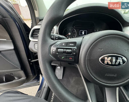 Киа Соренто 2017 в Киеве на Automoto.ua Синий Киа Соренто, объемом двигателя 2.4 л и пробегом 100 тыс. км за 15700 $, фото 31 на Automoto.ua