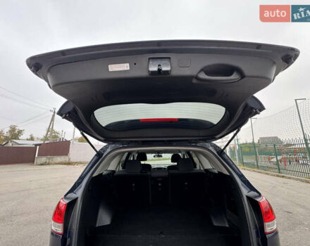 Киа Соренто 2017 в Киеве на Automoto.ua Синий Киа Соренто, объемом двигателя 2.4 л и пробегом 100 тыс. км за 15700 $, фото 44 на Automoto.ua