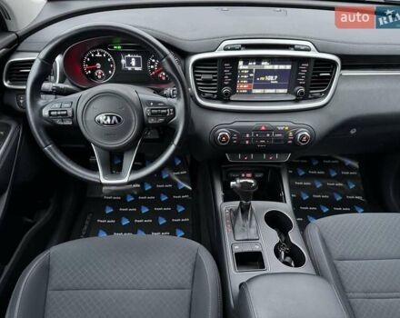 Синій Кіа Соренто, об'ємом двигуна 2.4 л та пробігом 155 тис. км за 14900 $, фото 3 на Automoto.ua