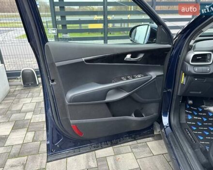 Синій Кіа Соренто, об'ємом двигуна 2.4 л та пробігом 155 тис. км за 14900 $, фото 13 на Automoto.ua