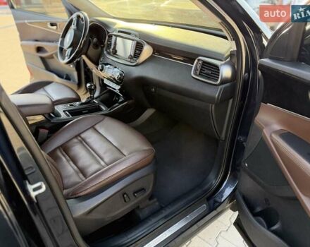 Синий Киа Соренто, объемом двигателя 2.2 л и пробегом 190 тыс. км за 23000 $, фото 18 на Automoto.ua