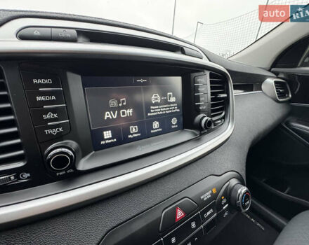 Киа Соренто 2017 в Киеве на Automoto.ua Синий Киа Соренто, объемом двигателя 2.4 л и пробегом 100 тыс. км за 15700 $, фото 54 на Automoto.ua