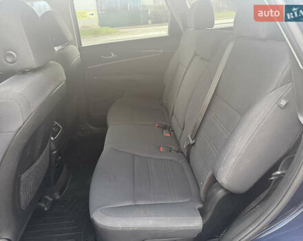 Синій Кіа Соренто, об'ємом двигуна 0 л та пробігом 230 тис. км за 14999 $, фото 24 на Automoto.ua