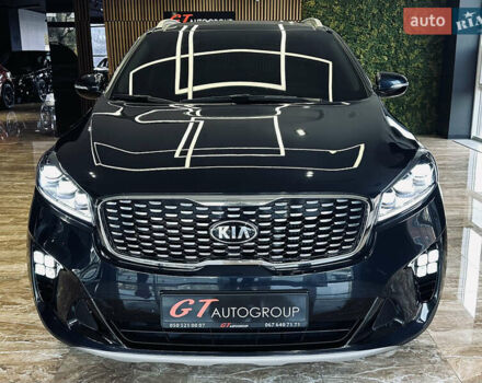 Синий Киа Соренто, объемом двигателя 2.2 л и пробегом 166 тыс. км за 25000 $, фото 2 на Automoto.ua