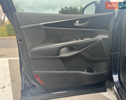 Синій Кіа Соренто, об'ємом двигуна 0 л та пробігом 230 тис. км за 14999 $, фото 9 на Automoto.ua