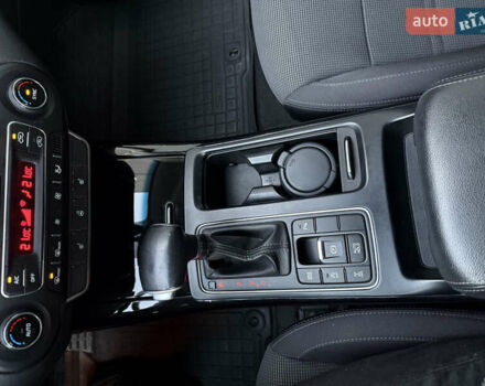 Синій Кіа Соренто, об'ємом двигуна 2.2 л та пробігом 271 тис. км за 21500 $, фото 13 на Automoto.ua